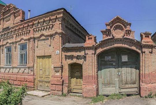 В ходе визита губернатора Саратовской области Р.В. Бусаргина в Пугачевский район местные жители подняли вопрос о состоянии дорог